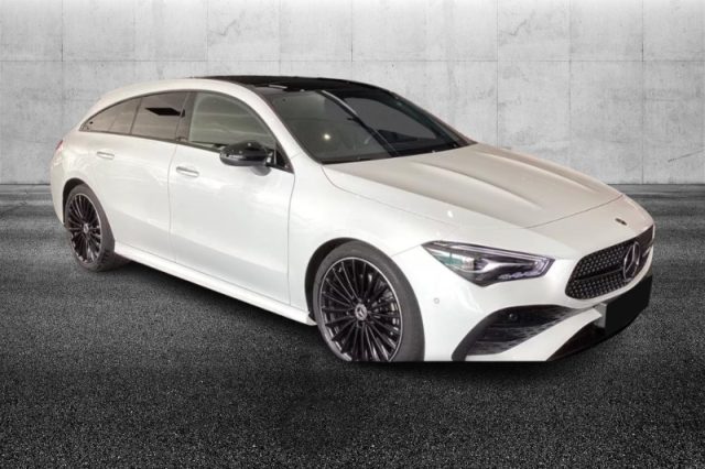 Mercedes-Benz CLA 200 Automatic Shooting Brake AMG Line Advanced Plus - foto 2 di 5