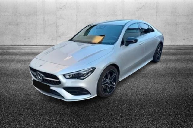Mercedes-Benz CLA 200 Automatic Premium, del 2023, 28.999 km, in vendita a Pieve Di Cento (BO)