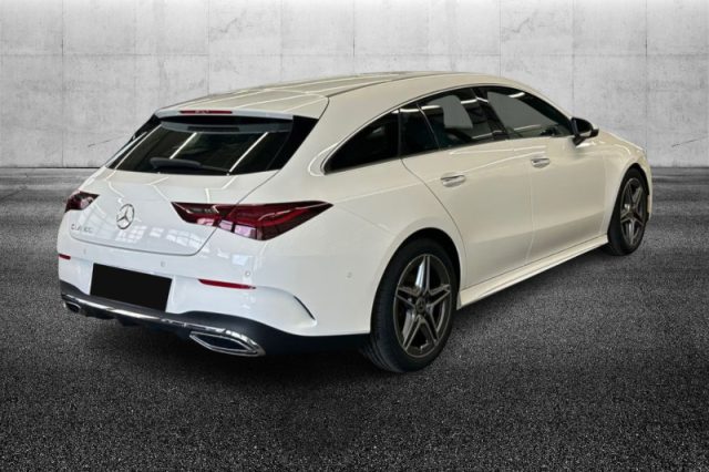 Mercedes-Benz CLA 180 Automatic Shooting Brake AMG Line Advanced Plus - foto 3 di 8