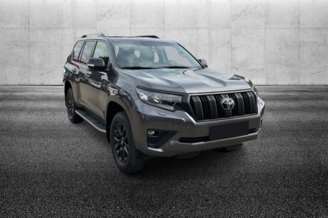 Toyota Land Cruiser 2.8 D4-D A/T 5 porte Executive - foto 2 di 8