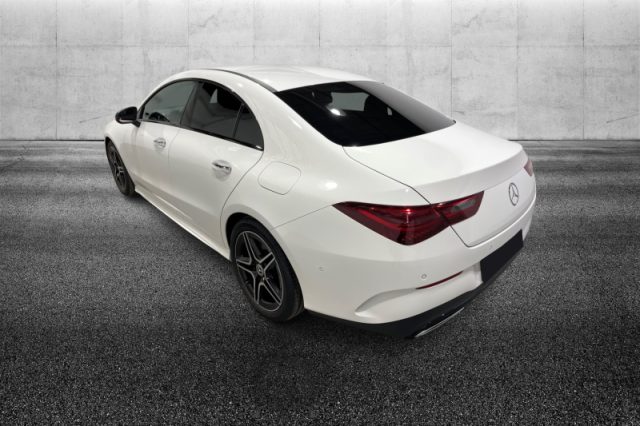 Mercedes-Benz CLA 200 d Automatic AMG Line Premium - foto 3 di 8