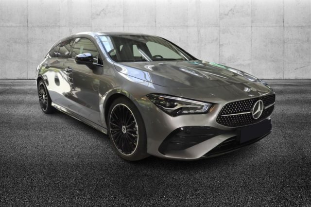 Mercedes-Benz CLA 200 d Automatic Shooting Brake AMG Line Premium - foto 2 di 8