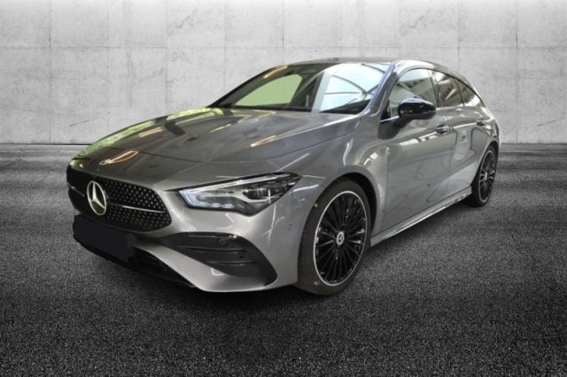 Mercedes-Benz CLA 200 d Automatic Shooting Brake AMG Line Premium, del 2025, 13.500 km, in vendita a Pieve Di Cento (BO)