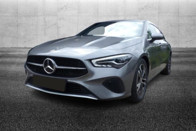 Mercedes-Benz CLA 180 Automatic Shooting Brake Progressive Advanced Plu, del 2024, 13.500 km, in vendita a Pieve Di Cento (BO)