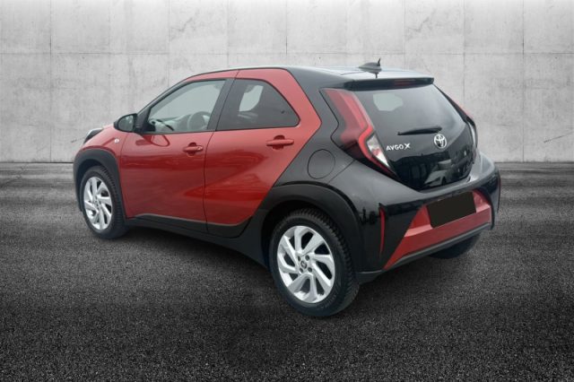 Toyota Aygo X 1.0 VVT-i 72 CV 5 porte Trend - foto 4 di 8