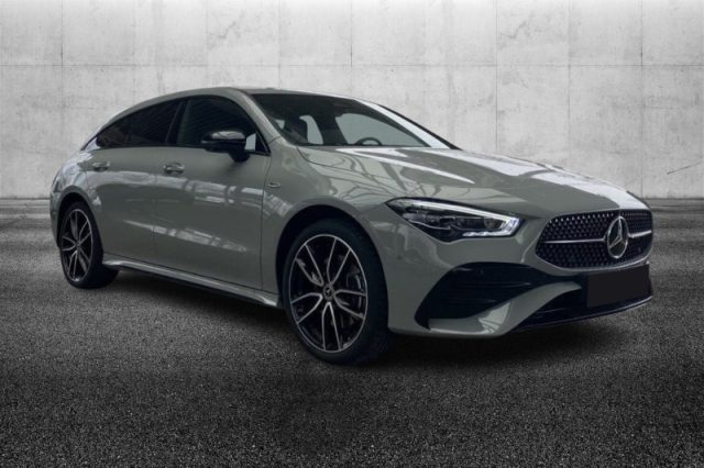 Mercedes-Benz CLA 250 e hybrid EQ Shooting Brake AMG Line Premium - foto 2 di 8