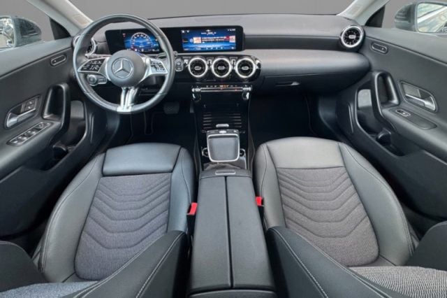 Mercedes-Benz CLA 180 Automatic Shooting Brake Progressive Advanced Plu - foto 4 di 7