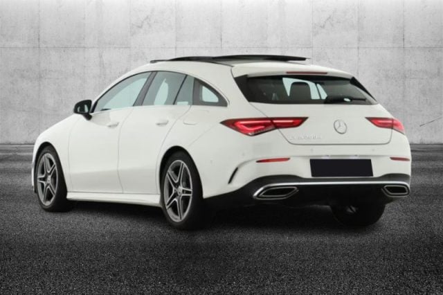 Mercedes-Benz CLA 200 d Automatic Shooting Brake Premium - foto 4 di 8