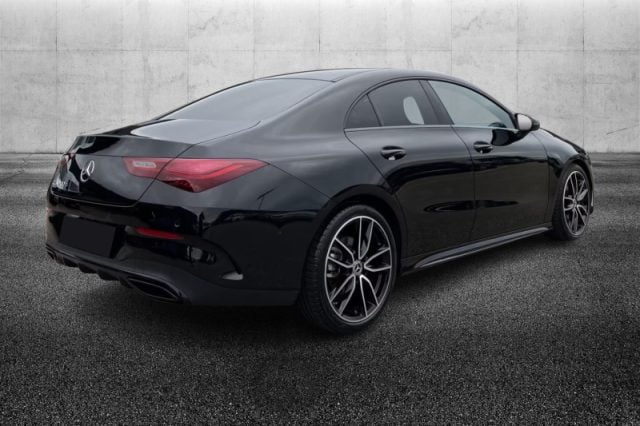 Mercedes-Benz CLA 200 d Automatic AMG Line Premium - foto 3 di 8