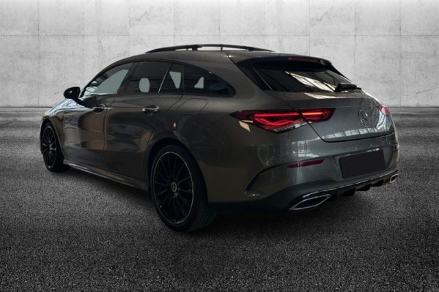 Mercedes-Benz CLA 220 d Automatic Shooting Brake Premium - foto 4 di 8