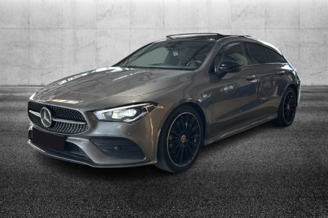 Mercedes-Benz CLA 220 d Automatic Shooting Brake Premium, del 2022, 67.999 km, in vendita a Pieve Di Cento (BO)