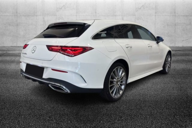 Mercedes-Benz CLA 250 e hybrid EQ Shooting Brake Premium - foto 2 di 8