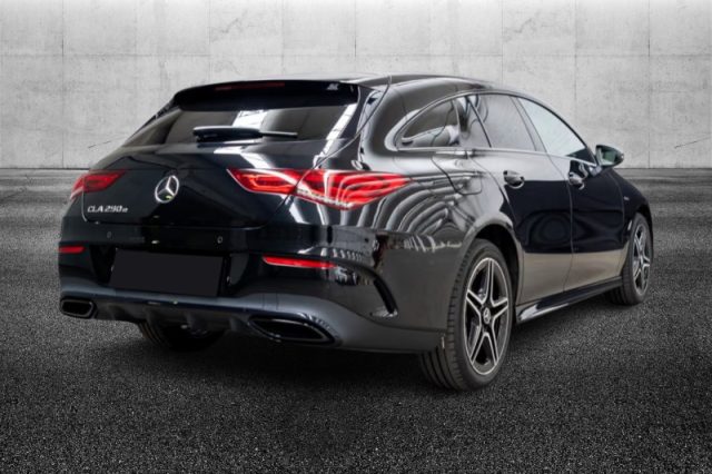 Mercedes-Benz CLA 250 e hybrid EQ Shooting Brake Premium - foto 2 di 8