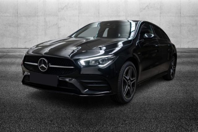 Mercedes-Benz CLA 250 e hybrid EQ Shooting Brake Premium, del 2022, 54.500 km, in vendita a Pieve Di Cento (BO)