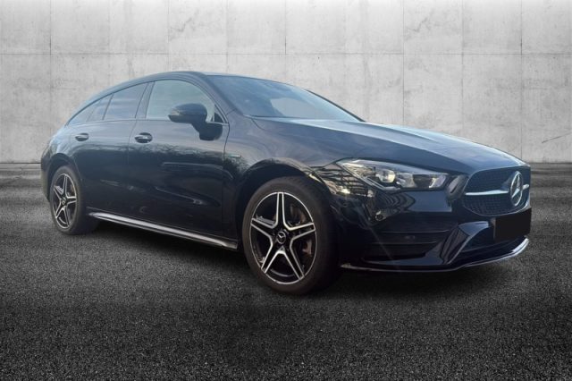 Mercedes-Benz CLA 250 e hybrid EQ Shooting Brake Premium - foto 2 di 8