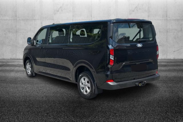 Ford Tourneo Custom 320 2.0 EcoBlue 136CV PC Titanium - foto 4 di 4