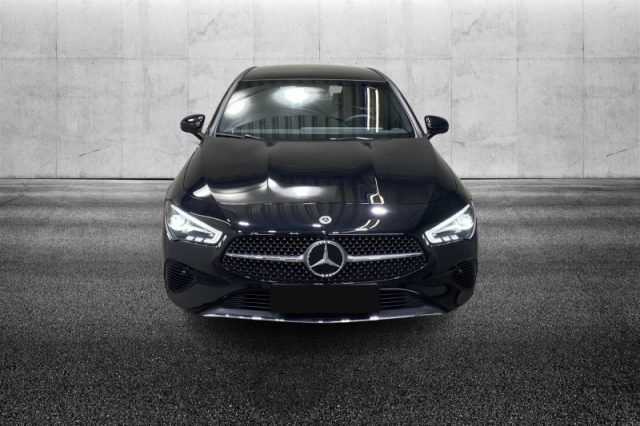Mercedes-Benz CLA 180 Automatic Shooting Brake Progressive Advanced Plu - foto 4 di 8