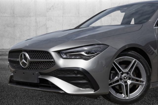 Mercedes-Benz CLA 180 Automatic Shooting Brake AMG Line Advanced Plus - foto 2 di 6