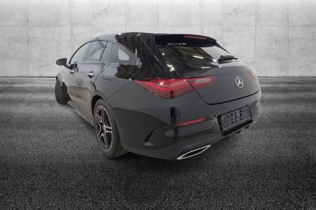 Mercedes-Benz CLA 180 Automatic Shooting Brake AMG Line Advanced Plus - foto 4 di 8