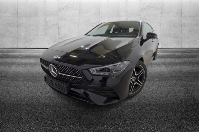 Mercedes-Benz CLA 180 Automatic Shooting Brake AMG Line Advanced Plus - foto 2 di 8