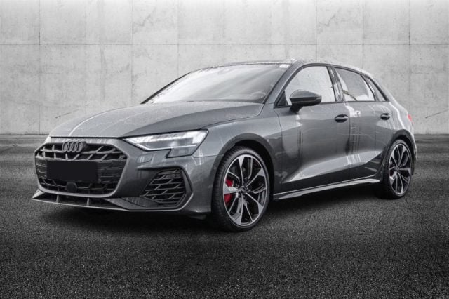 Audi S3 SPB TFSI quattro S tronic, del 2025, 19.900 km, in vendita a Pieve Di Cento (BO)