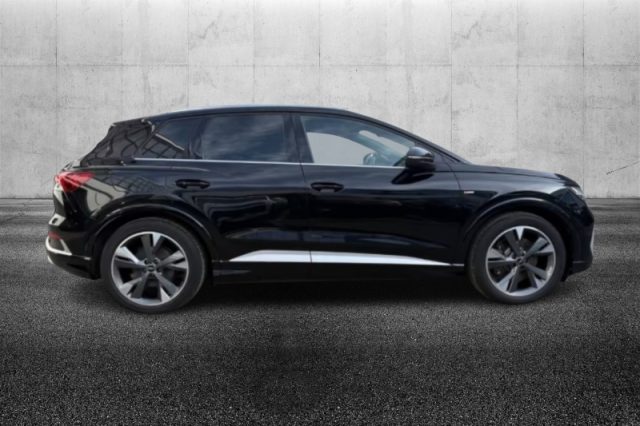 Audi Q4 e-tron Q4 40 e-tron S line edition - foto 3 di 8