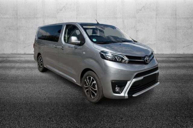 Toyota Proace Verso 2.0D 177 CV L2 Long A/T D Executive, del 2023, 55.999 km, in vendita a Pieve Di Cento (BO)