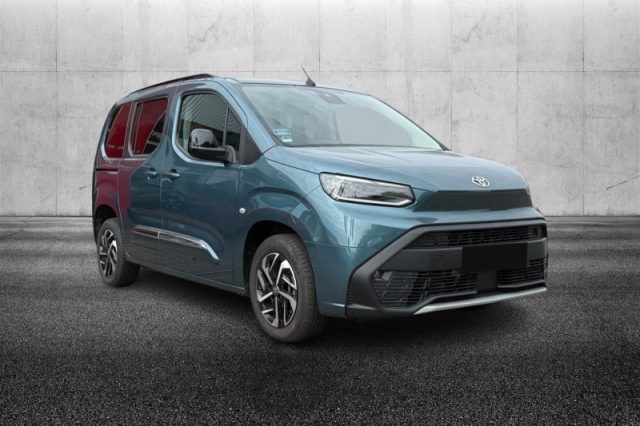 Toyota Proace City Verso 1.5D 130 CV S&S L2 Lounge - foto 2 di 8