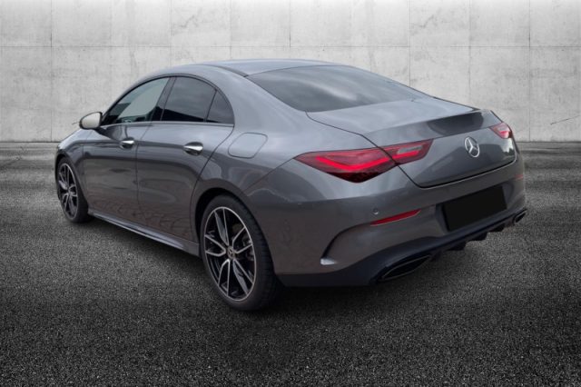 Mercedes-Benz CLA 200 Automatic AMG Line Premium - foto 2 di 6