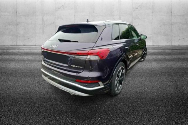 Audi Q4 e-tron Q4 40 e-tron S line edition - foto 3 di 4