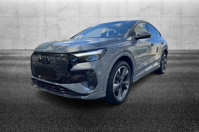 Audi Q4 e-tron Q4 SPB 35 e-tron S line edition, del 2023, 38.999 km, in vendita a Pieve Di Cento (BO)