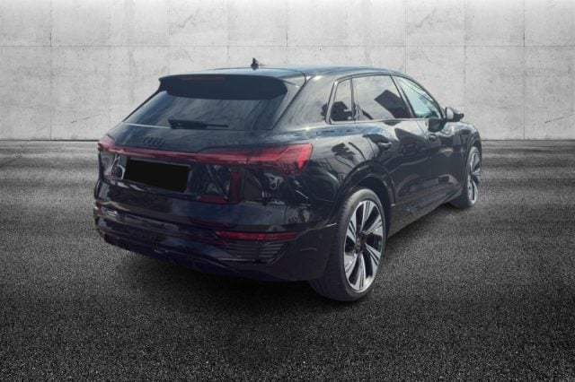 Audi Q8 e-tron 50 quattro S line edition - foto 4 di 4