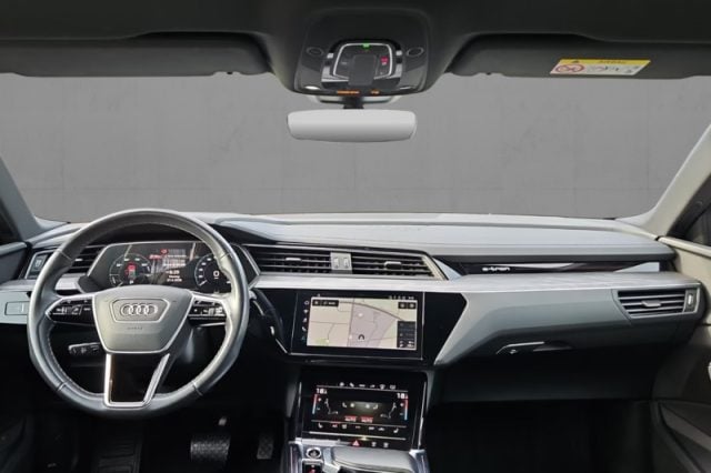 Audi Q8 e-tron 50 quattro S line edition - foto 4 di 4