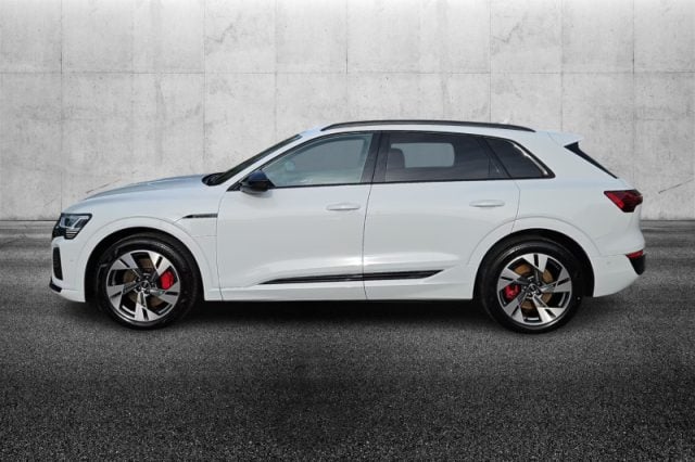 Audi Q8 e-tron 50 quattro S line edition - foto 3 di 4