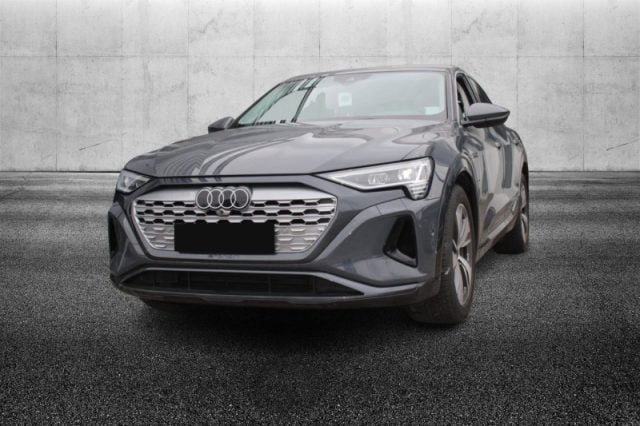 Audi Q8 e-tron SPB 50 quattro Business Advanced, del 2023, 59.999 km, in vendita a Pieve Di Cento (BO)