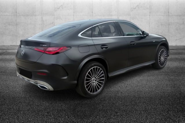 Mercedes-Benz GLC 300 e hybrid EQ 4Matic Coupé AMG Line Advanced - foto 4 di 4