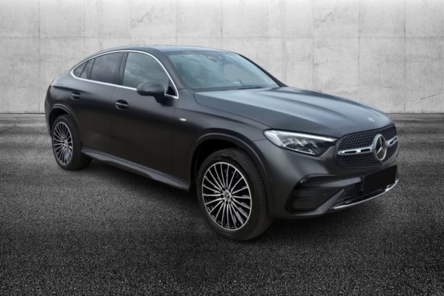 Mercedes-Benz GLC 300 e hybrid EQ 4Matic Coupé AMG Line Advanced - foto 2 di 4