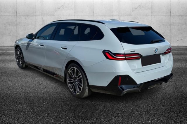 BMW 540 d 48V xDrive Touring Msport - foto 4 di 4