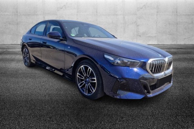 BMW 530 e sDrive Msport, del 2024, 10.999 km, in vendita a Pieve Di Cento (BO)