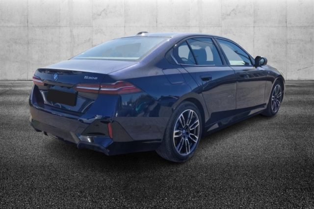 BMW 530 e sDrive Msport - foto 2 di 4