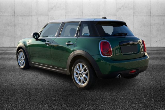MINI Cooper 1.5 Cooper Classic 5 porte - foto 4 di 4