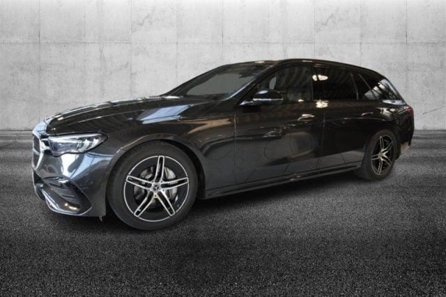 Mercedes-Benz E 220 d Mild hybrid S.W. AMG Line Advanced Plus, del 2024, 45.999 km, in vendita a Pieve Di Cento (BO)