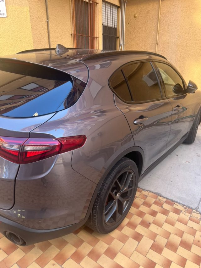 Alfa Romeo Stelvio 2.2 Turbodiesel 190 CV AT8 Q4 B-Tech - foto 2 di 4