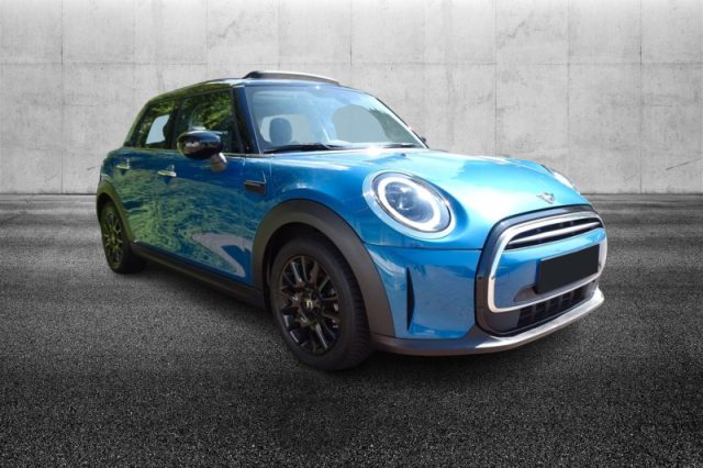 MINI Cooper 1.5 Cooper Classic 5 porte, del 2021, 31.500 km, in vendita a Pieve Di Cento (BO)