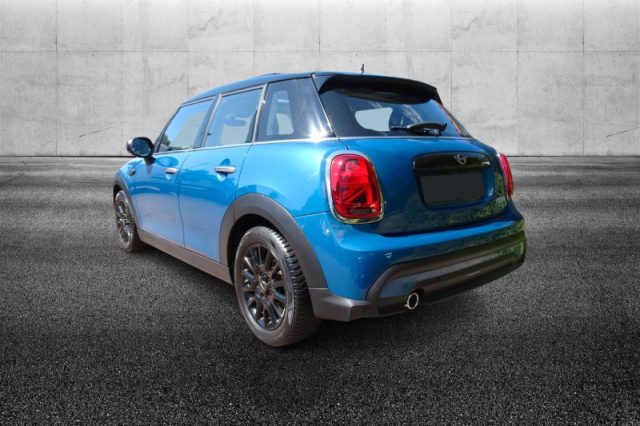 MINI Cooper 1.5 Cooper Classic 5 porte - foto 3 di 4