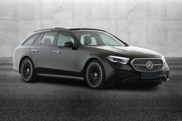 Mercedes-Benz E 450 d Mild Hybrid 4Matic S.W. AMG Line Premium - foto 2 di 4