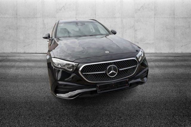 Mercedes-Benz E 220 d Mild hybrid S.W. AMG Line Advanced Plus - foto 2 di 4