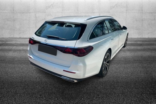 Mercedes-Benz E 220 d Mild hybrid S.W. Advanced Plus - foto 3 di 4