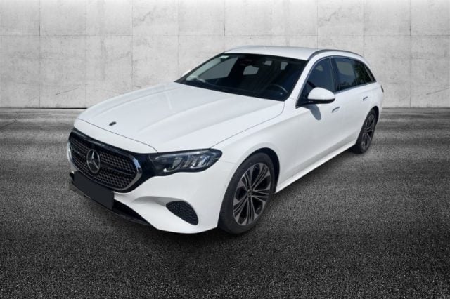 Mercedes-Benz E 220 d Mild hybrid S.W. Advanced Plus, del 2025, 21.500 km, in vendita a Pieve Di Cento (BO)