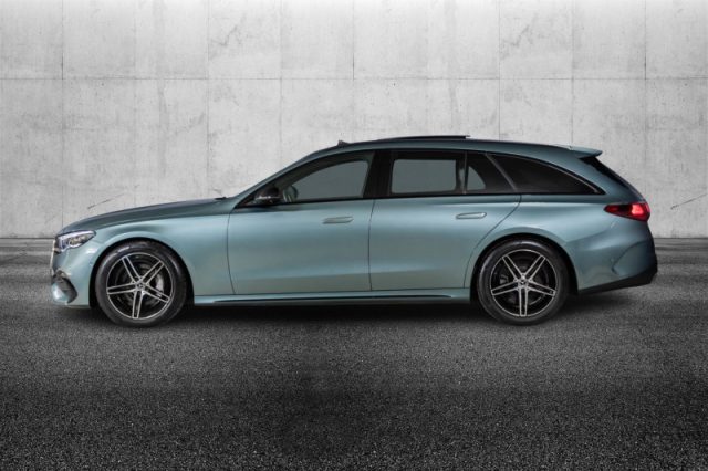 Mercedes-Benz E 450 d Mild hybrid 4Matic S.W. AMG Line Advanced Plus - foto 4 di 4